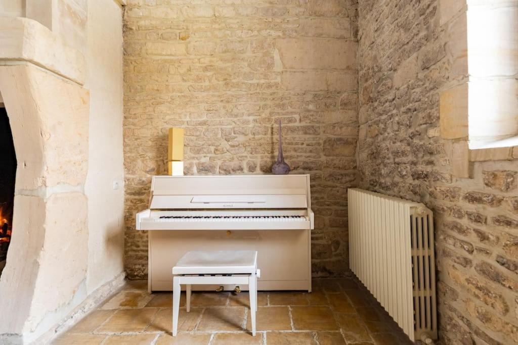 L'Ecurie Gourmande Bed & Breakfast Thaon Dış mekan fotoğraf